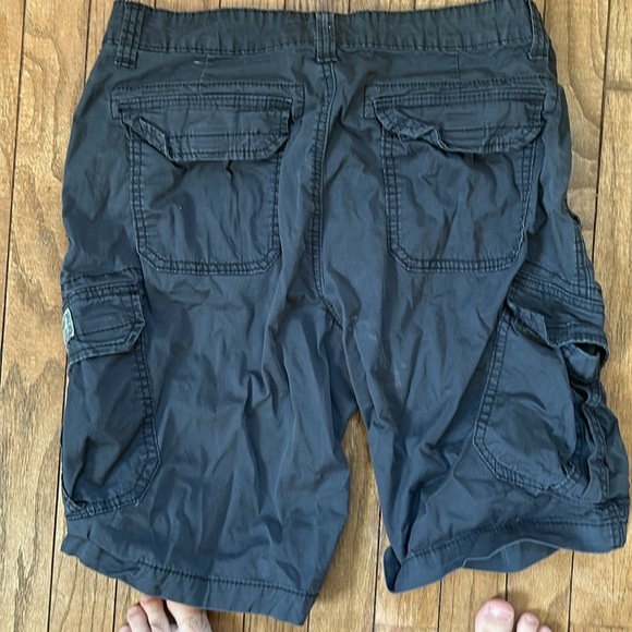 Blue UNION BAY Cargo Shorts. Only worn a few times. - Picture 2 of 4